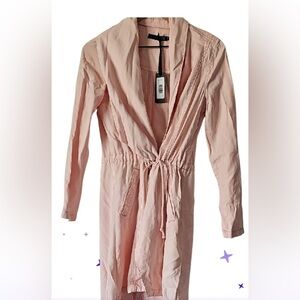 nwt- Max Jeans XS
Trench Coat  Long Sleeve Jacket Casual Outerwear Pastel pink